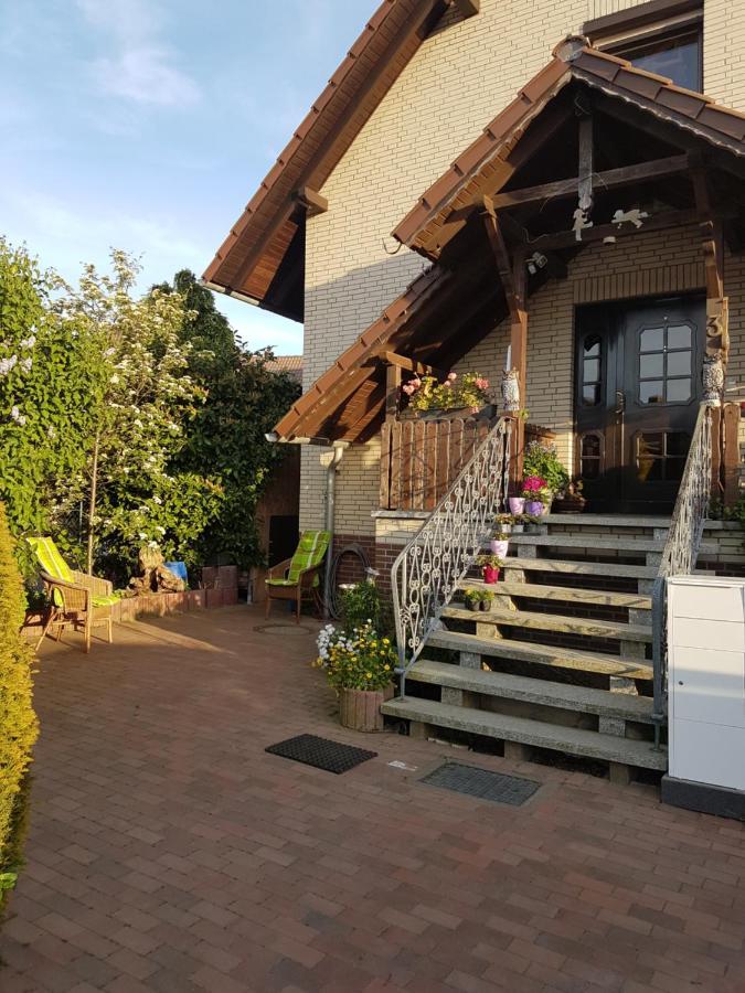 Jakobs Apartment Sehnde Exterior foto